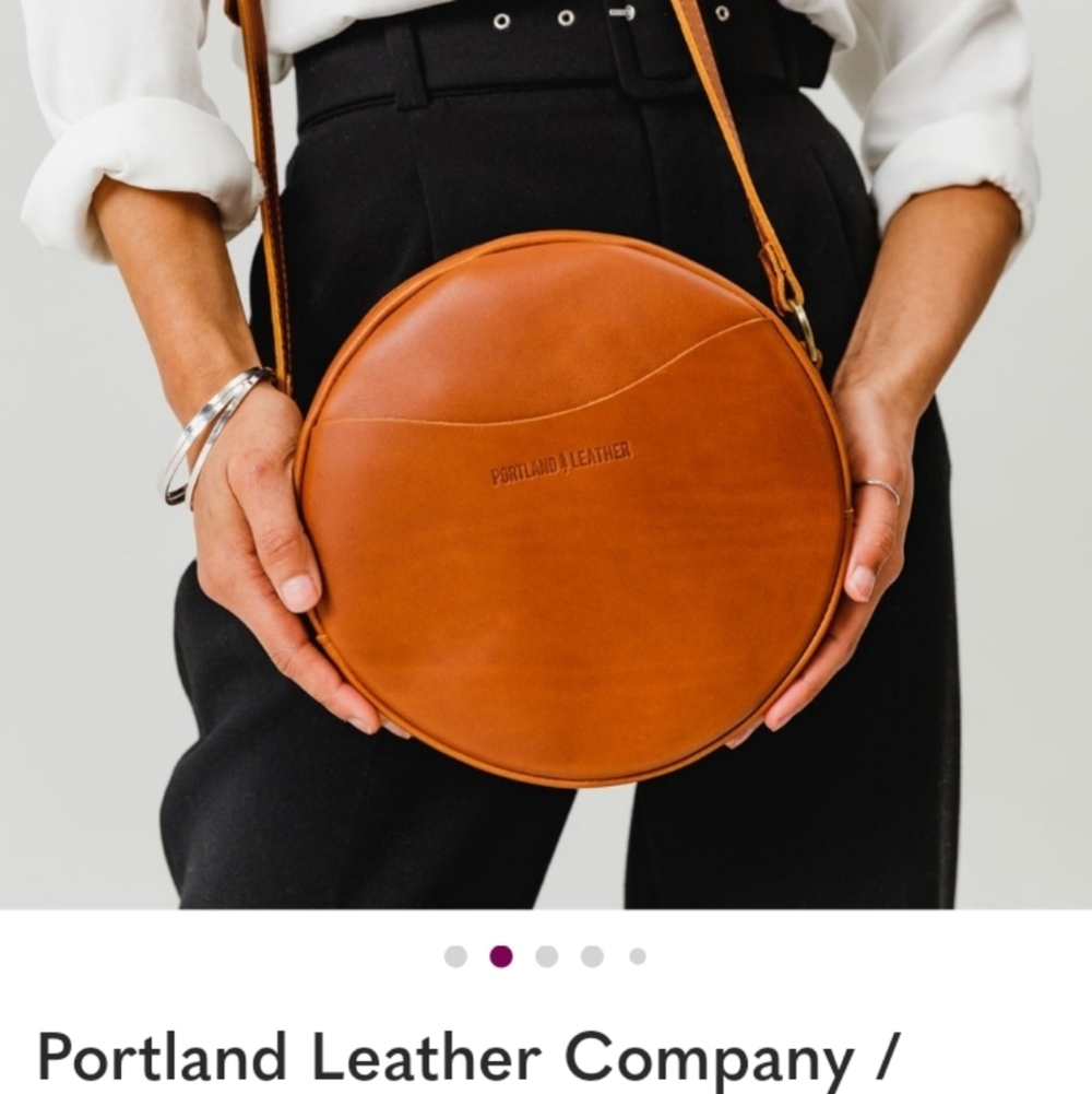 Portland Leather Company Almost Perfect Circle Suede Leather Crossbody Dakota 9” - Picture 2 of 12